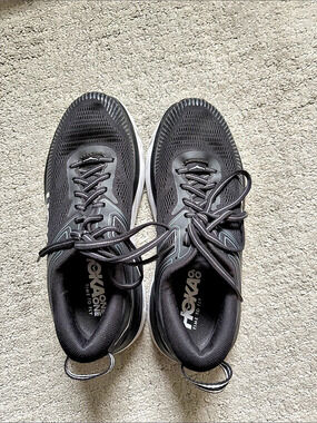 HOKA Bondi Athletic Shoes Black & White US 8